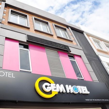 Gem Hotel Нусаджайя Экстерьер фото